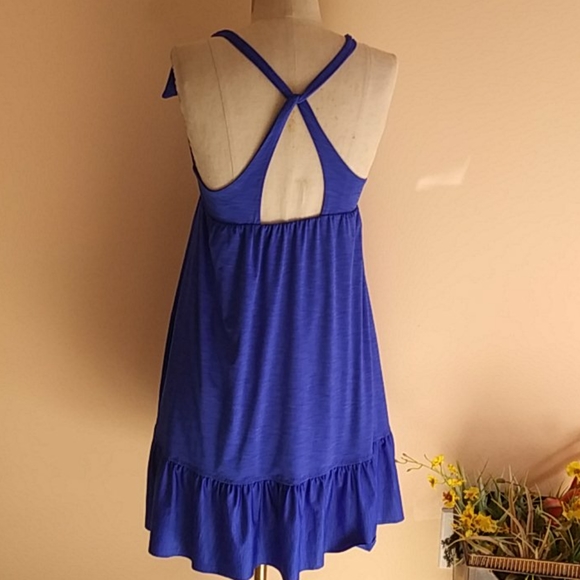 Betsy Johnson Dress. - Picture 2 of 7